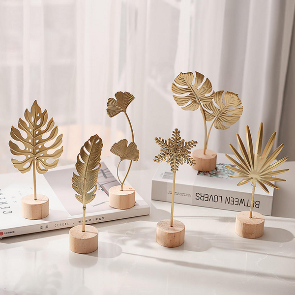 Nordic Gold Ginkgo Leaf Sculpture